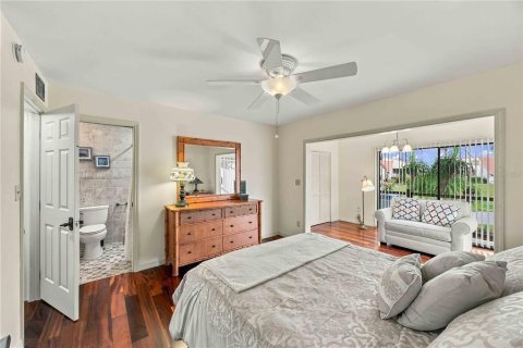 Villa ou maison à vendre à Punta Gorda, Floride: 2 chambres, 212.65 m2 № 2413703 - photo 18