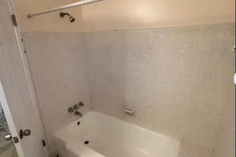Immobilier commercial à vendre à Madeira Beach, Floride: 236.06 m2 № 1584190 - photo 12