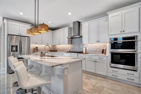 Townhouse in Bradenton, Florida 4 bedrooms, 292.55 sq.m. № 1571745 - photo 17