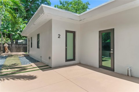 Commercial property in Fort Lauderdale, Florida 268.12 sq.m. № 2053627 - photo 5