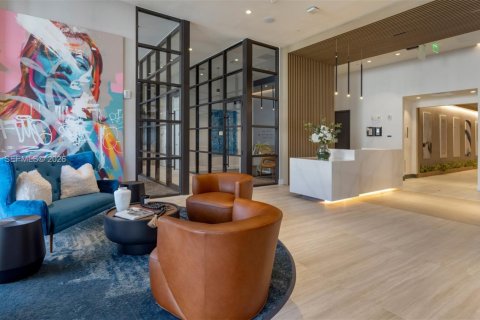 Apartamento en alquiler en Miami, Florida, 1 dormitorio, 62.43 m2 № 2075392 - foto 16