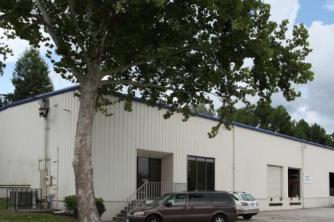 Propiedad comercial en alquiler en Jacksonville, Florida, 943.89 m2 № 768564 - foto 1