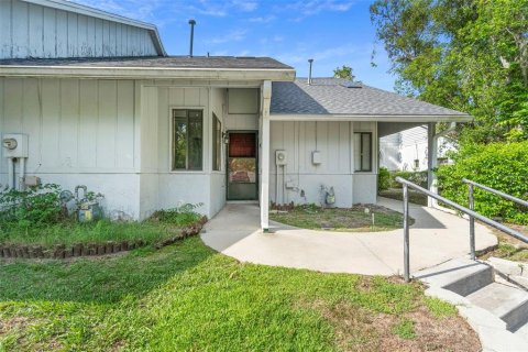 Townhouse in DeLand, Florida 2 bedrooms, 67.08 sq.m. № 1786874 - photo 4