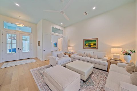 House in University Park, Florida 4 bedrooms, 224.92 sq.m. № 1767442 - photo 9