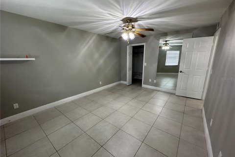 Condominio en venta en Tampa, Florida, 2 dormitorios, 89.19 m2 № 1848588 - foto 11