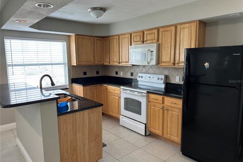 Condominio en venta en Tampa, Florida, 2 dormitorios, 89.19 m2 № 1848588 - foto 4