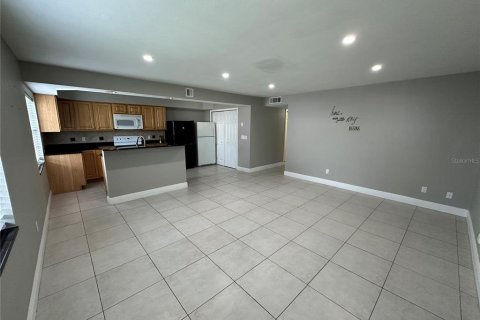 Condominio en venta en Tampa, Florida, 2 dormitorios, 89.19 m2 № 1848588 - foto 2
