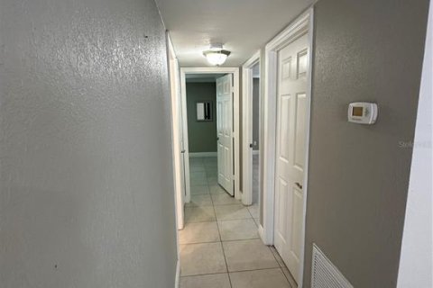 Condominio en venta en Tampa, Florida, 2 dormitorios, 89.19 m2 № 1848588 - foto 5