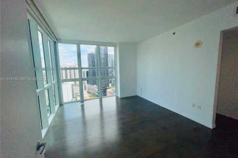 Copropriété à louer à Miami, Floride: 2 chambres, 119.75 m2 № 2046010 - photo 7