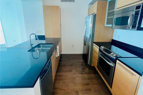 Copropriété à louer à Miami, Floride: 2 chambres, 119.75 m2 № 2046010 - photo 23