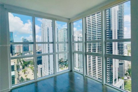 Copropriété à louer à Miami, Floride: 2 chambres, 119.75 m2 № 2046010 - photo 28