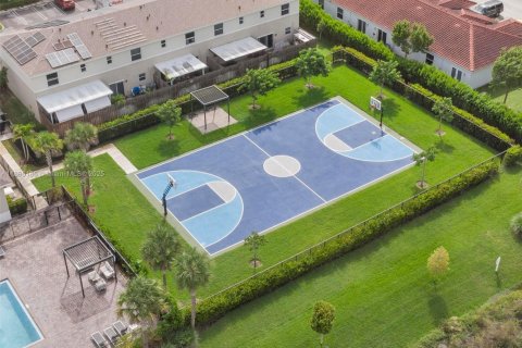 Villa ou maison à louer à Florida City, Floride: 3 chambres, 122.17 m2 № 1944595 - photo 8