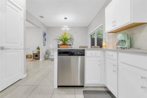 Villa ou maison à louer à Florida City, Floride: 3 chambres, 122.17 m2 № 1944595 - photo 16