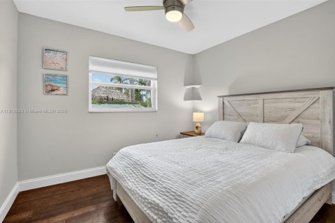 House in Boca Raton, Florida 4 bedrooms, 199.93 sq.m. № 2013239 - photo 25