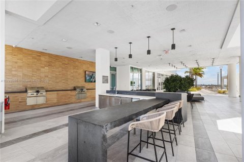 Купить кондоминиум в Майами, Флорида 1 спальня, 75.07м2, № 1959025 - фото 29