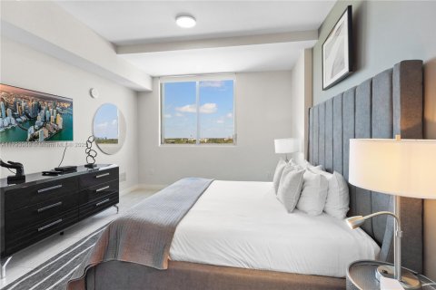 Купить кондоминиум в Майами, Флорида 1 спальня, 75.07м2, № 1959025 - фото 16