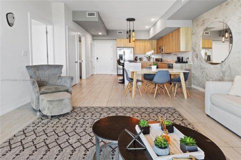 Купить кондоминиум в Майами, Флорида 1 спальня, 75.07м2, № 1959025 - фото 3