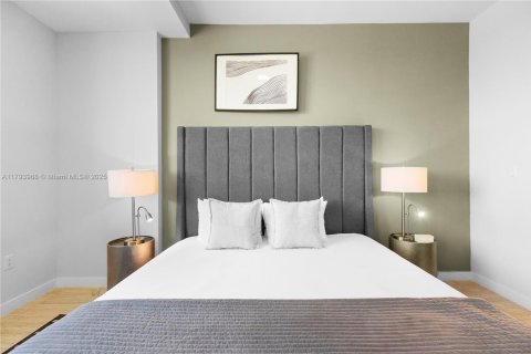 Купить кондоминиум в Майами, Флорида 1 спальня, 75.07м2, № 1959025 - фото 18