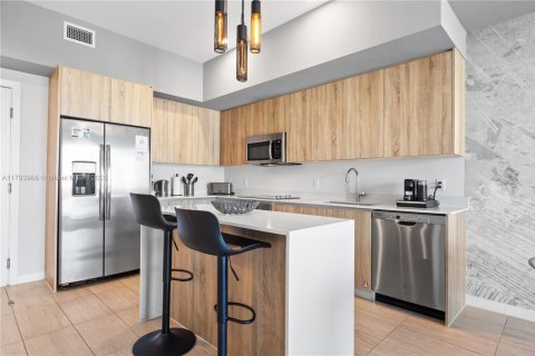 Купить кондоминиум в Майами, Флорида 1 спальня, 75.07м2, № 1959025 - фото 12