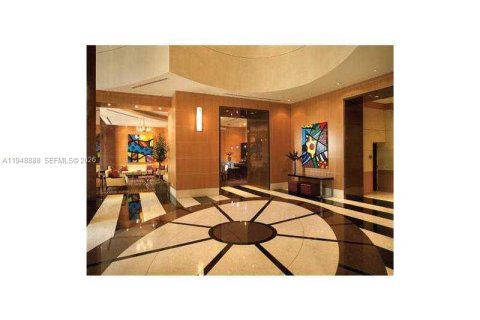 Снять в аренду кондоминиум в Майами, Флорида 2 спальни, 91.88м2, № 2004820 - фото 3