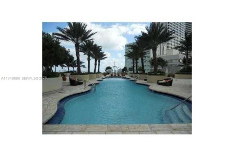 Снять в аренду кондоминиум в Майами, Флорида 2 спальни, 91.88м2, № 2004820 - фото 7