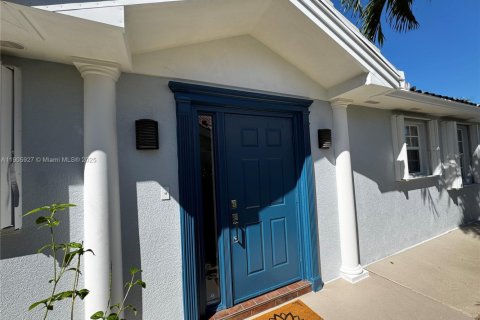 Casa en venta en Wellington, Florida, 2 dormitorios, 141.77 m2 № 1957037 - foto 4