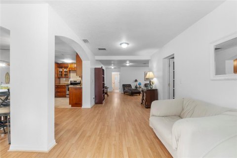 Villa ou maison à vendre à Saint Petersburg, Floride: 4 chambres, 183.39 m2 № 2232849 - photo 10