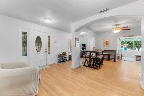 Villa ou maison à vendre à Saint Petersburg, Floride: 4 chambres, 183.39 m2 № 2232849 - photo 12
