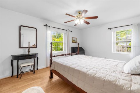 Villa ou maison à vendre à Saint Petersburg, Floride: 4 chambres, 183.39 m2 № 2232849 - photo 21