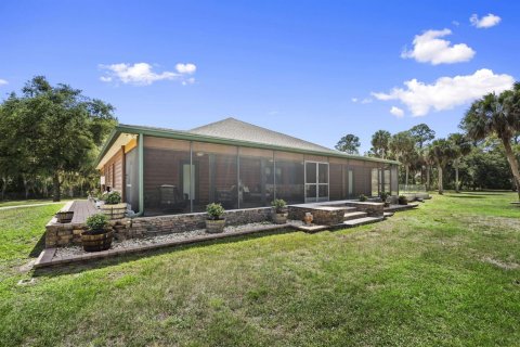 Casa en venta en Okeechobee, Florida, 3 dormitorios, 227.52 m2 № 2174051 - foto 3