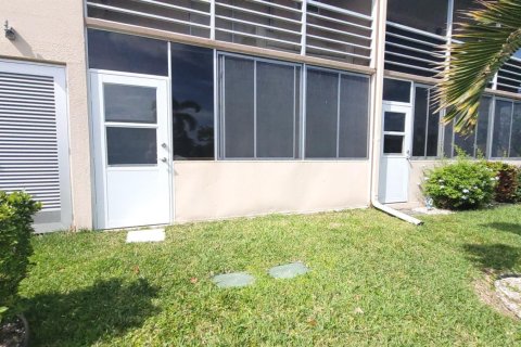 Copropriété à vendre à West Palm Beach, Floride: 1 chambre, 52.95 m2 № 2086532 - photo 23