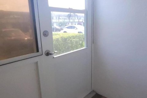Copropriété à vendre à West Palm Beach, Floride: 1 chambre, 52.95 m2 № 2086532 - photo 18