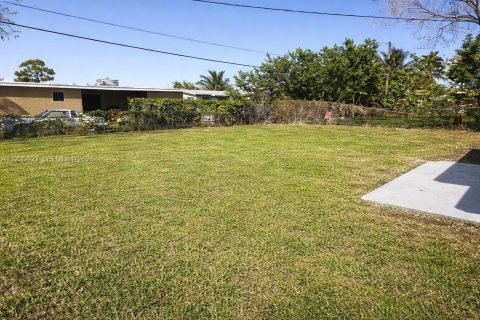 Casa en venta en Miami, Florida, 3 dormitorios, 85.47 m2 № 2057811 - foto 22