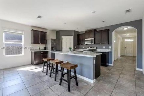 Снять в аренду виллу или дом в Порт-Сент-Луси, Флорида 4 спальни, 181.62м2, № 2025318 - фото 7