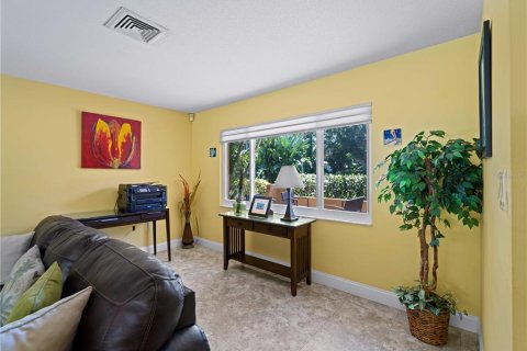 House in Venice, Florida 3 bedrooms, 173.91 sq.m. № 2108394 - photo 15