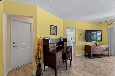 House in Venice, Florida 3 bedrooms, 173.91 sq.m. № 2108394 - photo 14