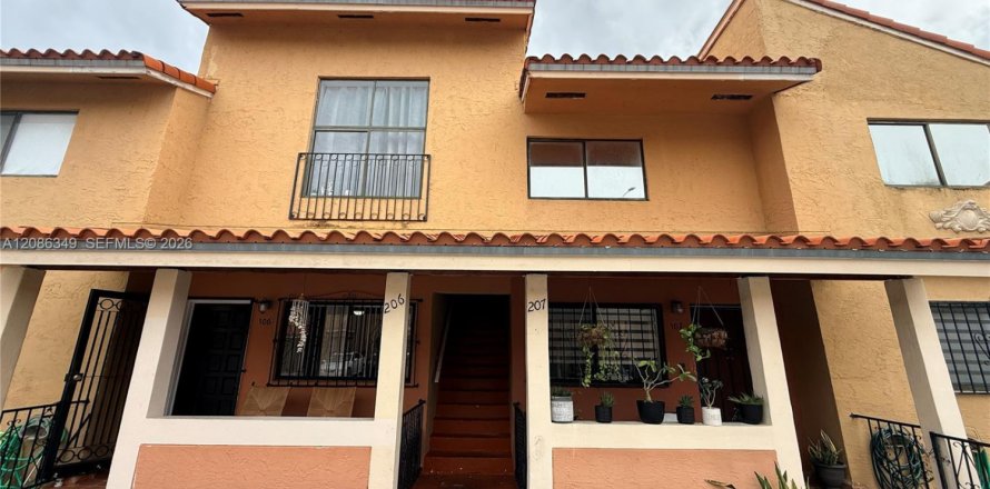 Appartement à Hialeah, Floride 2 chambres, 70.14 m2 № 2366416