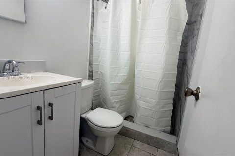 Appartement à louer à Hialeah, Floride: 2 chambres, 70.14 m2 № 2366416 - photo 10