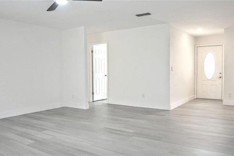 House in Oldsmar, Florida 4 bedrooms, 130.16 sq.m. № 1871130 - photo 8