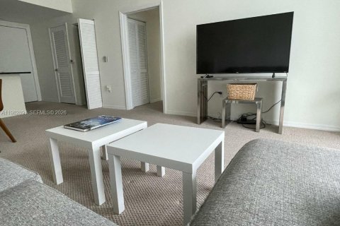 Купить кондоминиум в Майами, Флорида 1 спальня, 63.92м2, № 2049795 - фото 6