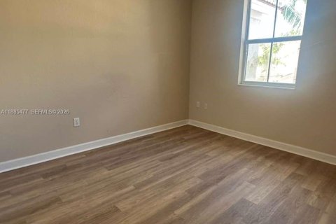 Adosado en alquiler en Miami, Florida, 3 dormitorios, 161.93 m2 № 2059889 - foto 12