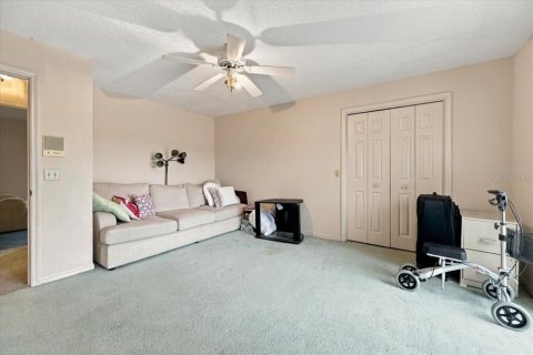 House in Lakeland, Florida 4 bedrooms, 259.66 sq.m. № 2405413 - photo 28