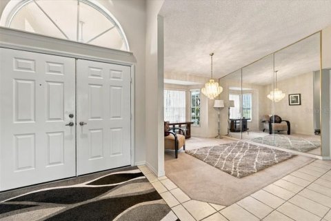 House in Lakeland, Florida 4 bedrooms, 259.66 sq.m. № 2405413 - photo 5