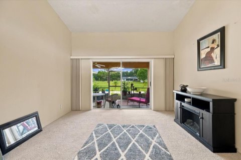 House in Lakeland, Florida 4 bedrooms, 259.66 sq.m. № 2405413 - photo 8