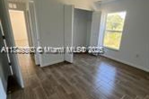 Купить виллу или дом в Клуистон, Флорида 3 спальни, № 1941054 - фото 14