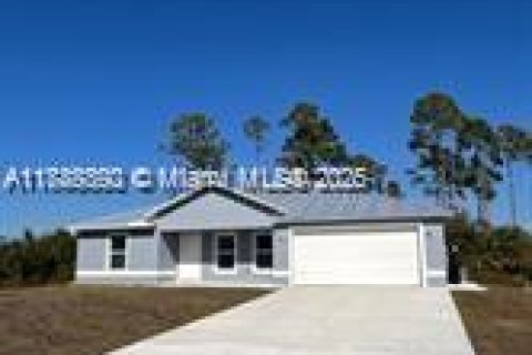 Купить виллу или дом в Клуистон, Флорида 3 спальни, № 1941054 - фото 1