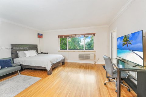 Copropriété à louer à Coral Gables, Floride: 34 m2 № 2080169 - photo 4