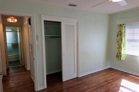 Villa ou maison à vendre à Saint Petersburg, Floride: 4 chambres, 157.56 m2 № 2359350 - photo 20