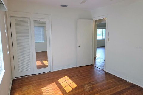 Villa ou maison à vendre à Saint Petersburg, Floride: 4 chambres, 157.56 m2 № 2359350 - photo 23