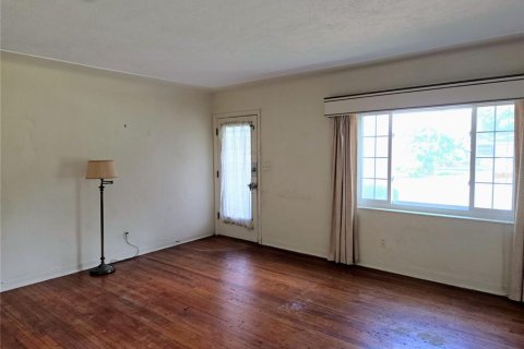 Villa ou maison à vendre à Saint Petersburg, Floride: 4 chambres, 157.56 m2 № 2359350 - photo 5